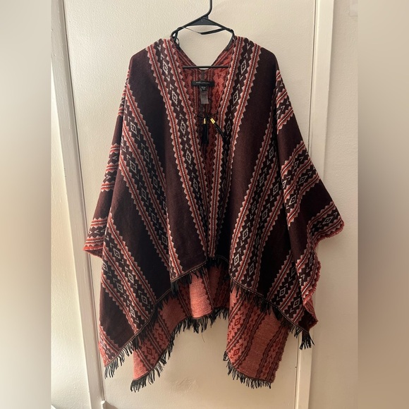 Marc New York Red and Brown Knit Poncho, red and Brown Aztec Boho Cape, one size - Picture 1 of 11